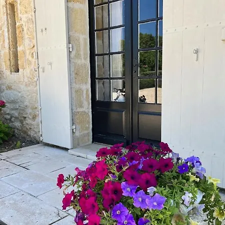 La A Chateau Franc Daut *